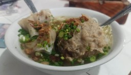 10 Rekomendasi Bakso di Sidoarjo yang Bakal Bikin Ketagihan
