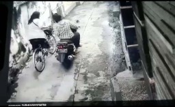 Aksi Begal Payudara di Pasuruan Terekam CCTV