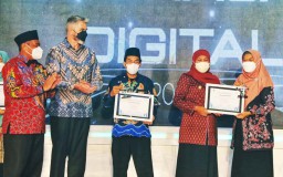 Khofifah Dorong Pendidikan Madrasah di Jatim Jadi Semakin Modern