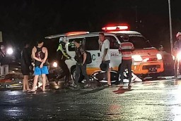 Bus Mira Senggol Pengendara Motor Usai Terobos Lampu Merah, 1 Orang Tewas