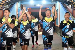 Pilihan Pembaca: 4 Bupati Bermain Bola hingga Kecelakaan Beruntun di Jombang