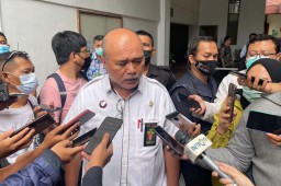 OTT KPK Terhadap Hakim PN Surabaya Diduga Terkait Perkara PHI