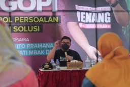 Terima Aduan Warga, Mas Dhito Pastikan Jalan Banyakan, Kediri Segera Diperbaiki