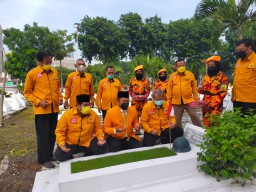 MKGR Jatim Ziarah ke Makam Pahlawan, Kodrat: Nasionalisme Jangan Luntur