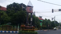 3 Monumen Pengingat Waktu di Kota Probolinggo Mangkrak
