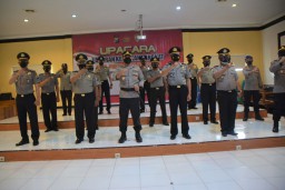 44 Personel Polres Situbondo Naik Pangkat