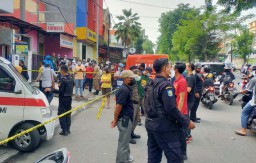 Pembunuh Bos Depo Air Galon di Surabaya Masih Misterius, Polisi Pelototi CCTV