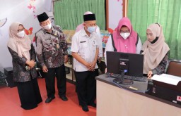 Menengok Perpustakaan Digital Ramah Anak Milik MI Baitussalam di Gresik