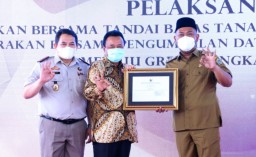 Program PTSL Berjalan Baik, Pemkab Gresik Raih Penghargaan dari Menteri Agraria