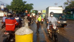 Hati-hati, Jalan Raya Pasuruan-Probolinggo Banjir, Lalu Lintas Padat