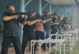 Komunitas Advokat di Surabaya Launching Klub Menembak Sakti