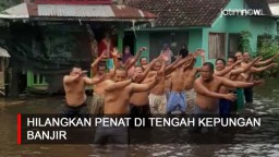 Video: Cara Warga Hilangkan Penat di Tengah Kepungan Banjir