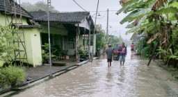 Sungai Kali Lamong Kembali Meluap, 8 Desa di Gresik Terendam Banjir