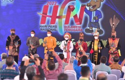 Jaga Keselarasan Budaya dan Teknologi Pembangunan Daerah, Pak Yes Terima AK-PWI