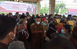 Operasi Pasar Minyak Goreng di Ponorogo Ricuh, Ini Penjelasan Bupati Sugiri