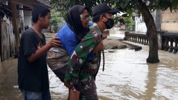 Kali Lamong Meluap, Banjir Kepung 3 Desa di Mojokerto