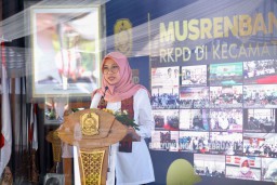 Banyuwangi Beri Reward Tambahan Anggaran Infrastruktur di Desa