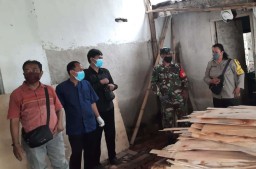 Baru 10 Hari di Banyuwangi, Seorang Kakek Ditemukan Tewas Gantung Diri