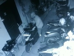 Ngeri, Dua Motor Hilang dalam Sekejap di Mojokerto