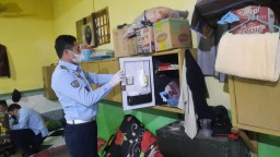 Lapas Sidoarjo Digeledah, Petugas Temukan Gunting hingga Sikat Gigi Tajam