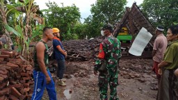 Rumah di Magetan Roboh saat Renovasi, 3 Orang Luka-luka