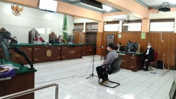 Sidang Perdana Perkara Kekerasan Seksual SPI Kota Batu Digelar di PN Malang