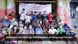 Video:  jatimnow.com Berbagi Kebahagiaan di Kampung Pecinan Tambak Bayan