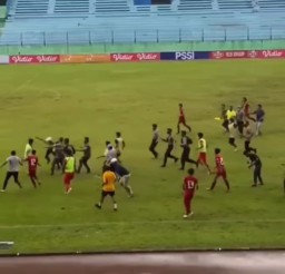 Viral Video Wasit Liga 3 Dikeroyok di Stadion Gajayana Malang