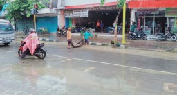 Banjir di Pamekasan Berangsur Surut, Warga Mulai Kembali ke Rumah