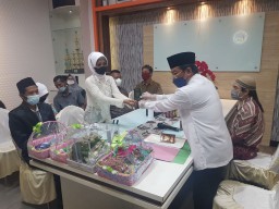 Pernikahan Tahanan Polrestabes Surabaya Penuh Linang Air Mata
