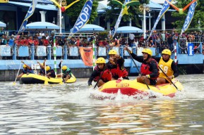 Serunya Lomba Marines Rubber Boat Race dan Obstacle Slalom Piala Danpasmar 2