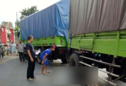 Motor Tertabrak Truk Gandeng di Pasuruan, Satu Orang Tewas
