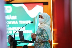 Gubernur Khofifah Minta HKTI Dorong Produktivitas dan Kesejahteraan Petani