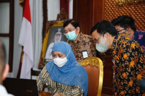 Khofifah Laporkan SPT Tahunan: Caranya Mudah, Tidak Perlu ke Kantor Pajak