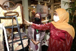 Perkuat Ekonomi Perdesaan, Pemprov Jatim Gelar Kampoeng Kreasi