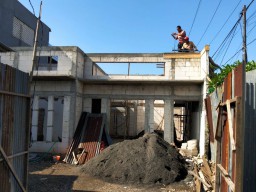 Kuli Bangunan di Gresik Tewas Tersengat Listrik