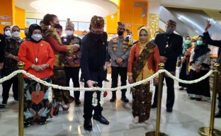 Menteri PAN-RB Resmikan Mal Pelayanan Publik Gajah Mada Kota Mojokerto