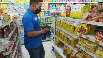 Minyak Goreng Masih Langka, Warga Lamongan: Balik Kanan Wae