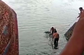 Viral Motor Tercebur Telaga Ngebel Ponorogo, Pengendara Hanya Basah Kuyup