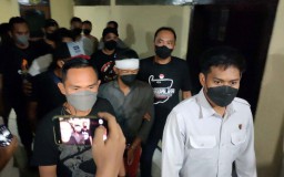 Pria Pembacok 10 Orang di Kediri Disergap saat Sembunyi dalam Kamar