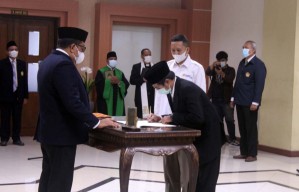 Lantik Kajur hingga Kaprodi, Rektor UTM Tekankan Peningkatan Skill Mahasiswa