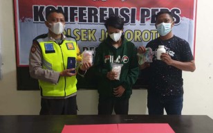 Tangkap Penjual, Polisi Gagalkan Peredaran Ribuan Pil Koplo di Jogoroto, Jombang
