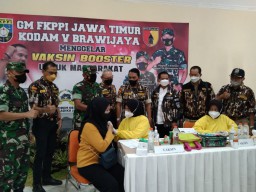 Percepat Herd Immunity, FKPPI Bersama TNI Gelar Vaksinasi di Kota Batu