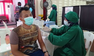 Smelting Gelar Vaksinasi Booster 2.500 Dosis untuk Masyarakat dan Karyawan