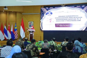 Ini Resep Kepemimpinan 'Sat-set' Ala Gubernur Khofifah