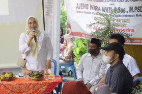 Anggota DPRD Ingatkan Disbudparpora Surabaya Soal Beasiswa, Prioritaskan MBR