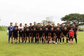 Mudik Lebaran, Alumni Akademi Sepak Bola WCP Gresik Gelar Reuni