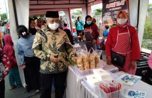 Bupati Malang Izinkan Warung Tetap Buka Selama Ramadan, Asal...
