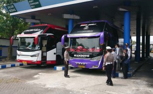 Kelayakan Angkutan Lebaran di Tulungagung Dicek, Awak Bus Dites Urine