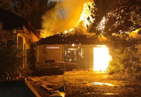 Rumah di Ponorogo Dilahap Si Jago Merah, Penghuni Pingsan